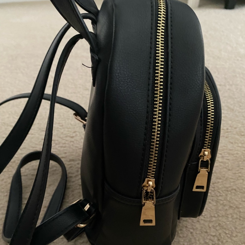 Mini black backpack - Picture 2 of 3